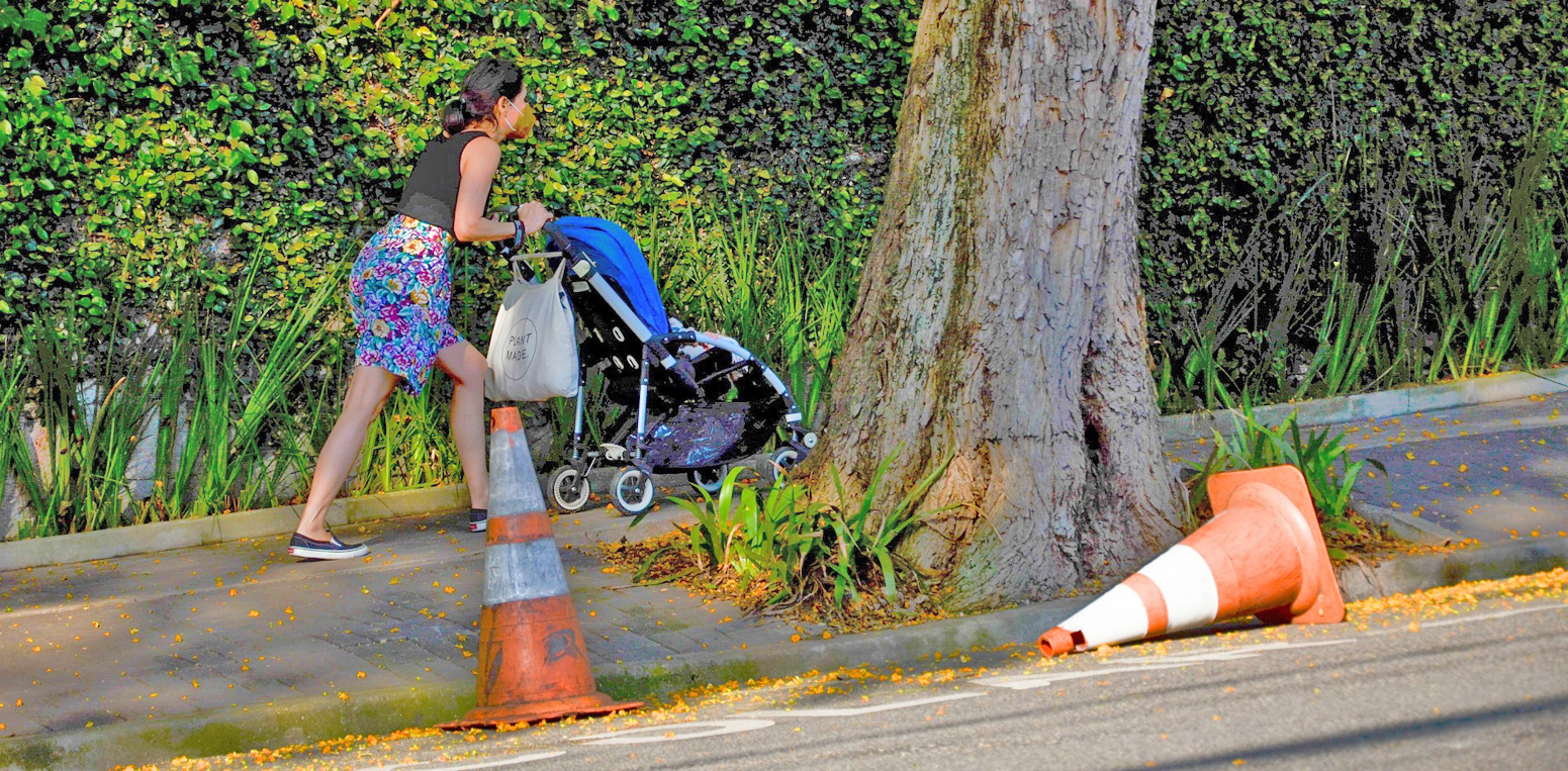 Mum uphill stroller 1551×763